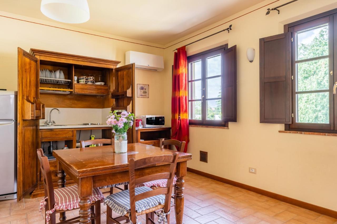 Casolare Dei Fiori - Calla Montecarlo Zewnętrze zdjęcie